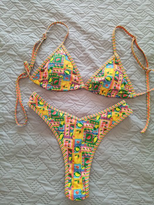 Bikini tamanho S