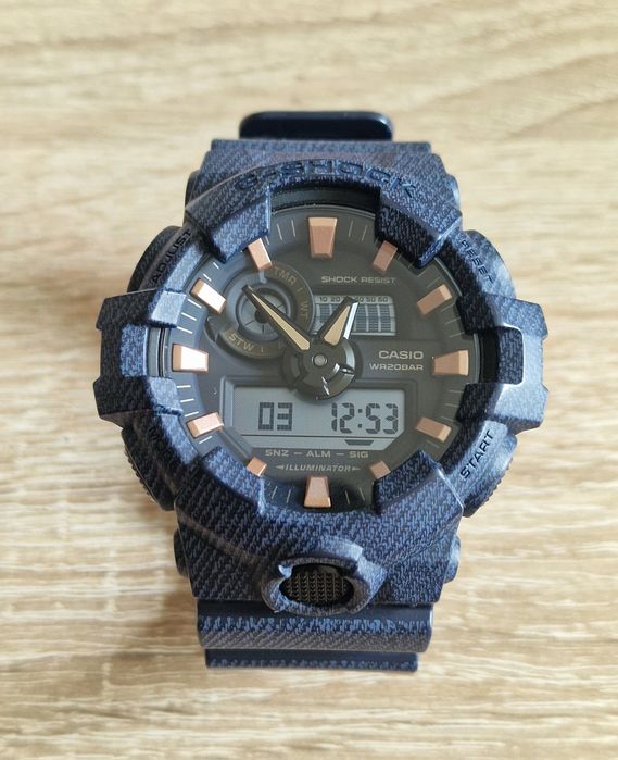 Zegarek Casio GA-700 DE