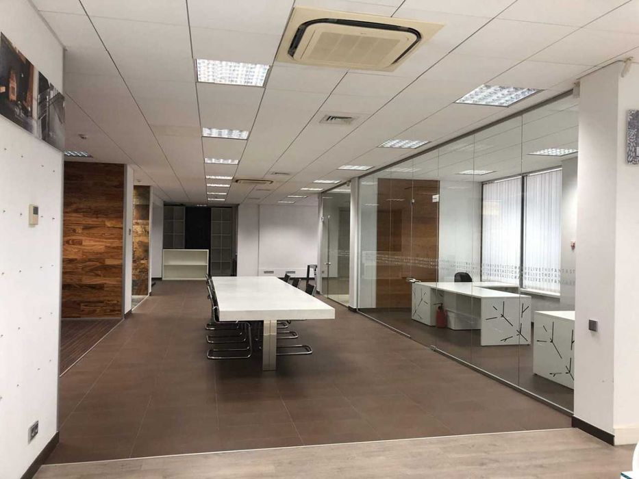 БЕЗ %  Продажа 235 кв.м. магазин, салон ул. Саперно-Слободская, 22