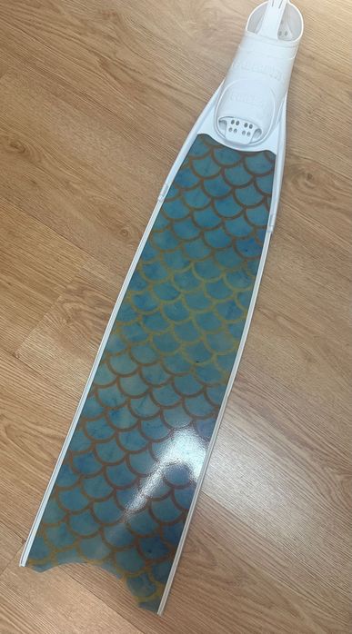 Barbatanas leaderfins néon blue