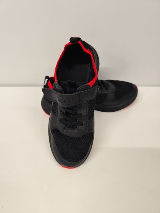 Кросівки підліткові дитячі чорні взуття з Європи