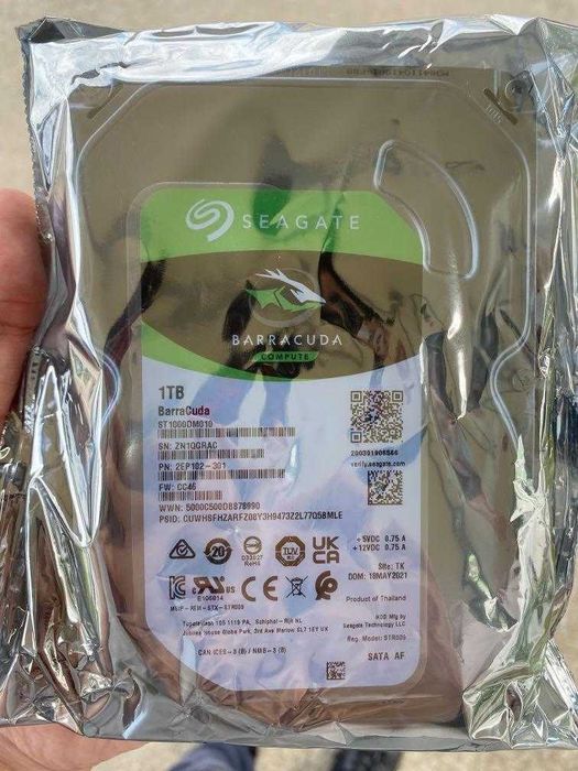 Seagate 1TB BarraCuda 7200rpm SATA III 64MB Cache - Fast Performance64550697426307121