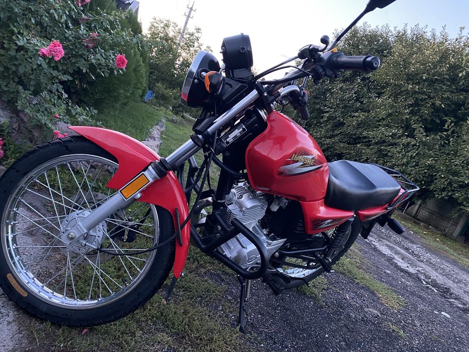 Продам мотоцикл Jianshe 125 6B