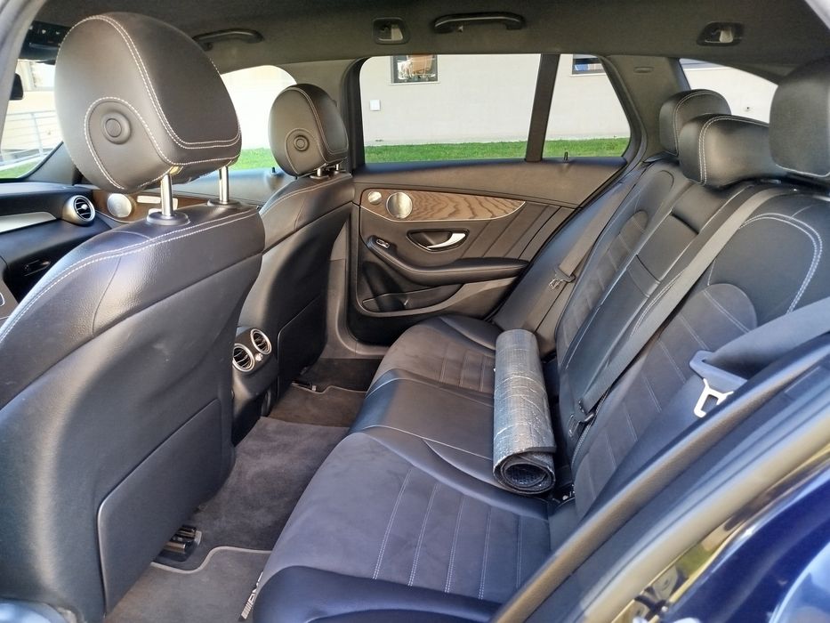 Mercedes C300de AMG Line híbrido