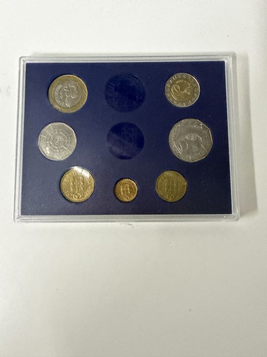Coleção moedas escudos