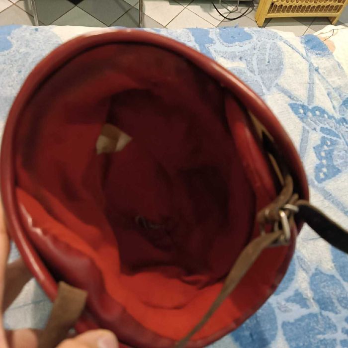 Kask Orzeszek z epoki PRL-u WSK, SHL, KOMAR