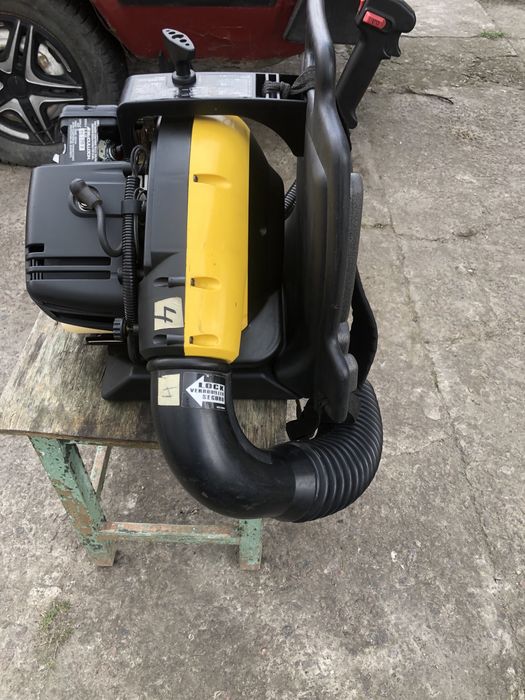 Бензинова повітредувка McCulloch