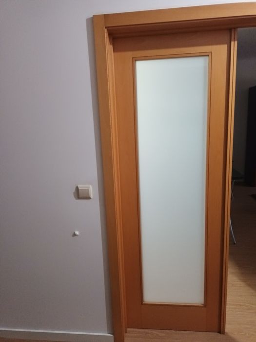 Porta em Vidro  - como nova