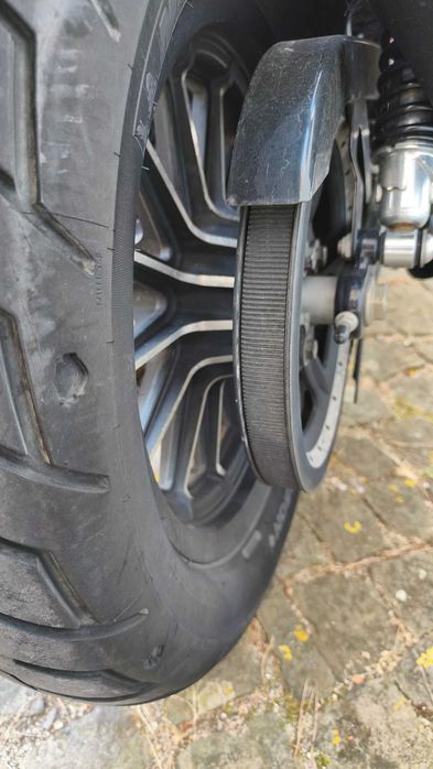 Harley-Davidson Sportster XL 883 Iron - 2014 - 15 mil Km - Pneus Originais