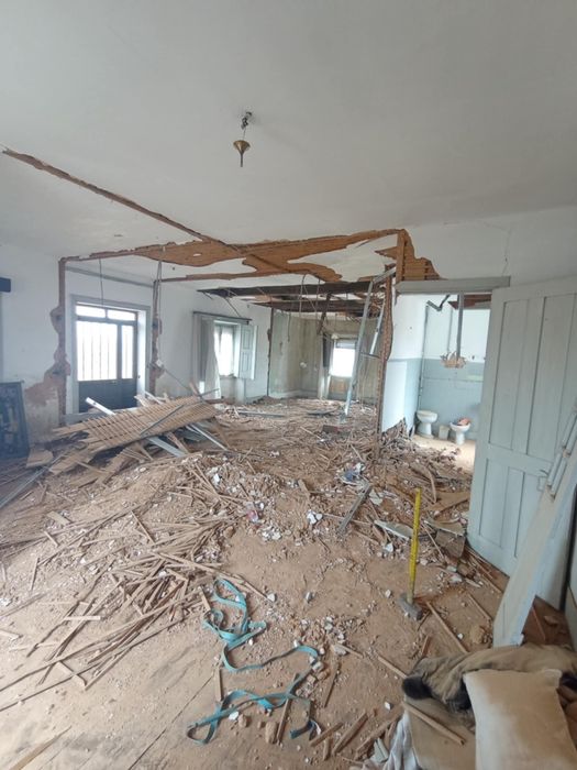 Entulho e demolições