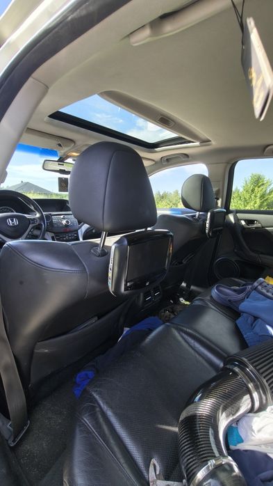 Accord 8 tourer Executive + (RADAR)