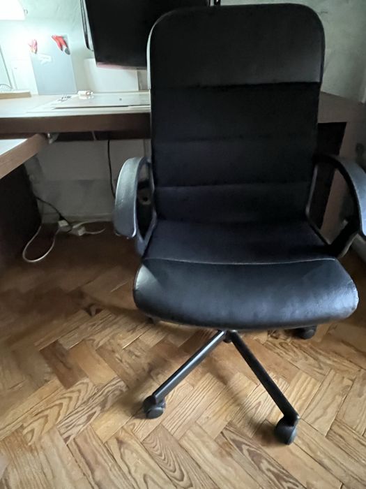 Conj. Secretaria e cadeira eacritorio