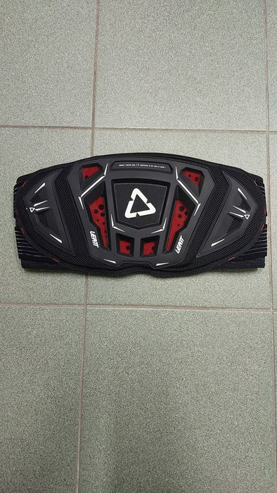 Мотопояс Leatt для использования в мотокроссе и эндуро.