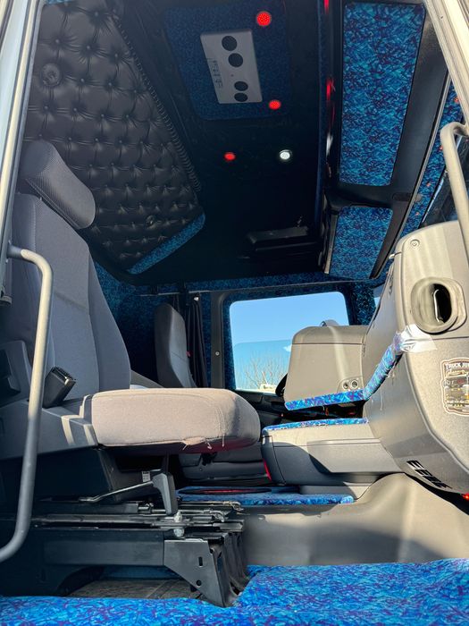 SCANIA R580 .2017 6 x AR