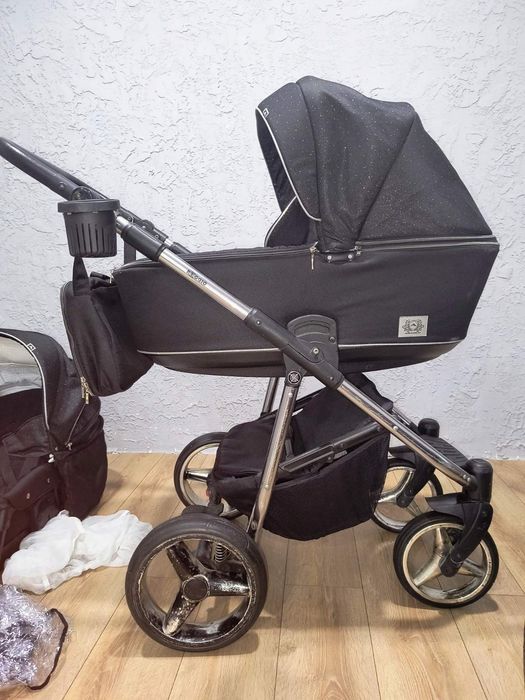 Продам дитячу коляску