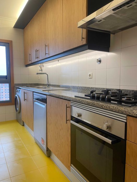 Apartamento T1 com vista panorâmica em Marvila.