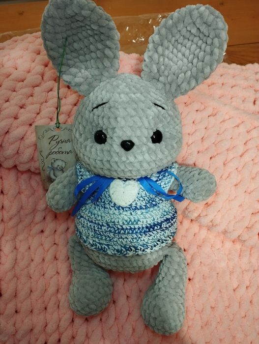 Іграшка зайчик, м'яка