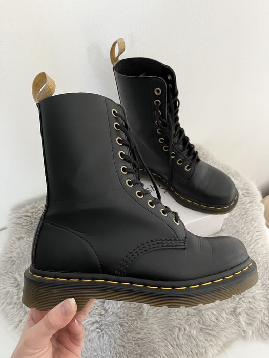 Oryginalne glany Dr. Martens martensy z ekoskóry czarne