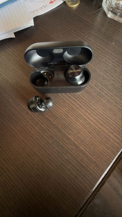 Technics EAH-AZ100
