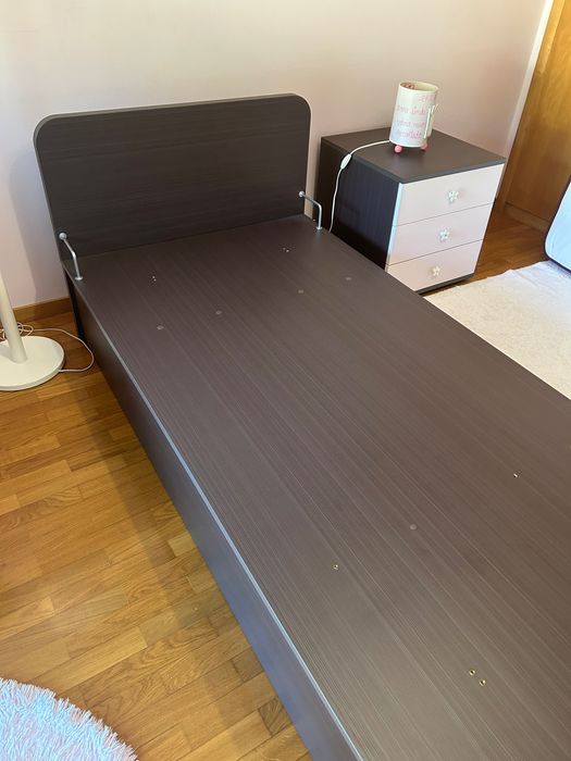 Cama de solteiro com cama extra + colchão