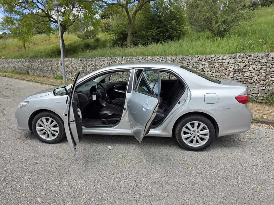 Toyota Corolla D4D 2008 | 1 Dono | Impecável