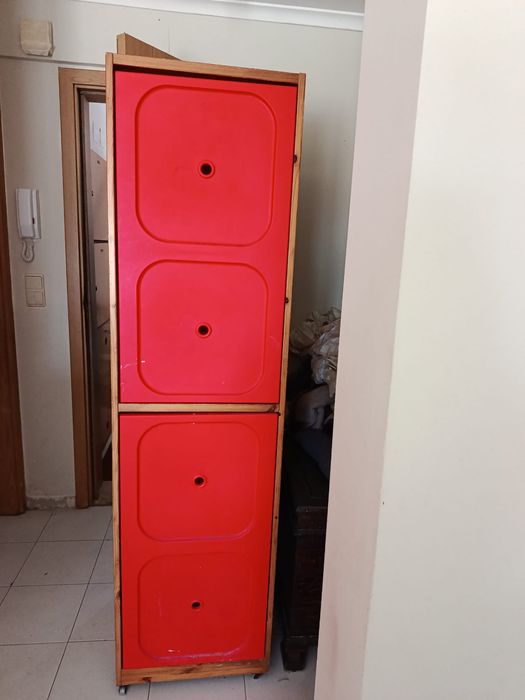 Frigorífico e biombo
