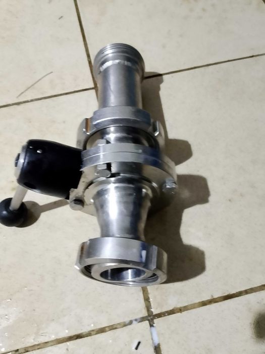 Zawór do zbiornika mleka – stal nierdzewna