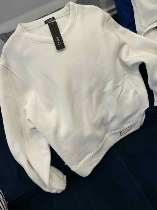 Nowa damska bluza z metką
