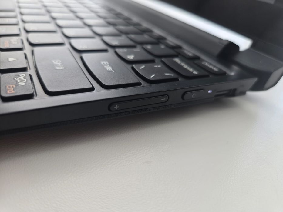 LENOVO Ideapad flex 10 .Ціна 4000 грн.