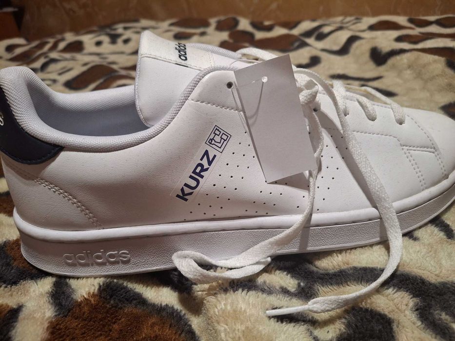 Кросівки Adidas Advantage 49.5 розмір