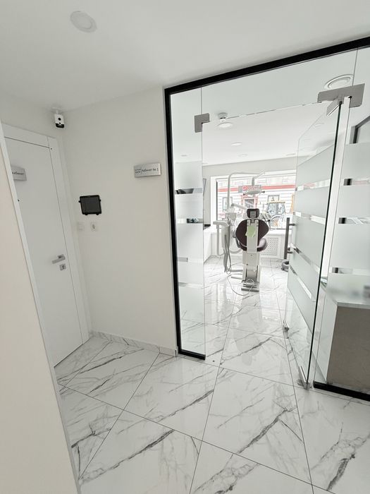 Аренда двух отдельных стоматологичных кабинетов,Печерск,оборудование