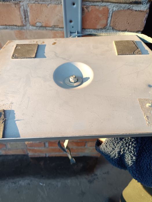 Полка подвесная для телевизора