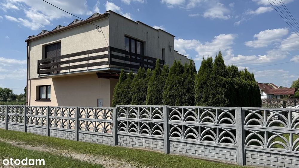 Dom wolnostojący z pompą ciepła i fotowoltaiką