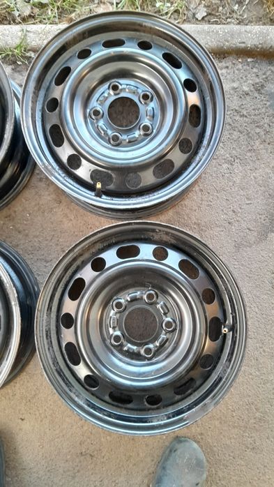 Диски оригінальні Мазда- Р15-5х114.3 ет50 діа67