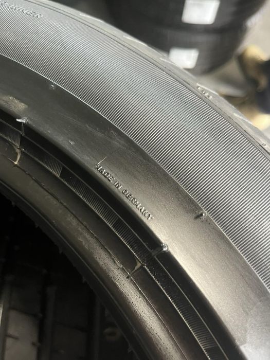 305/40/20+275/45/20 R20 Pirelli PZero NO 4шт нові