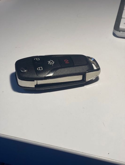 Ford fusion корпус hybrid ключи логотип
брелок замена