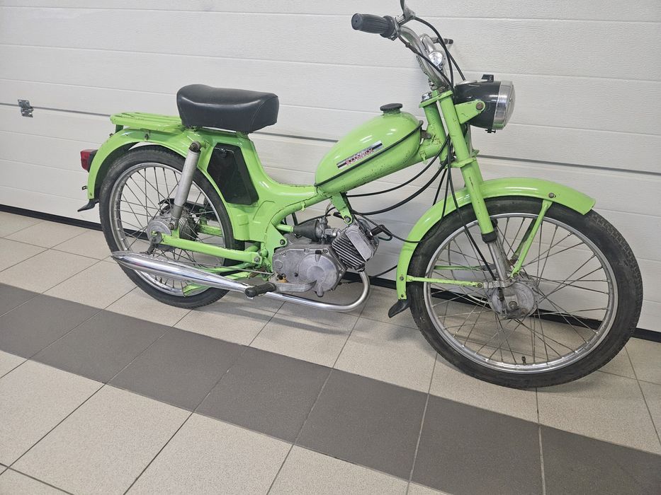 Komar 2352, super stan, oryginał.