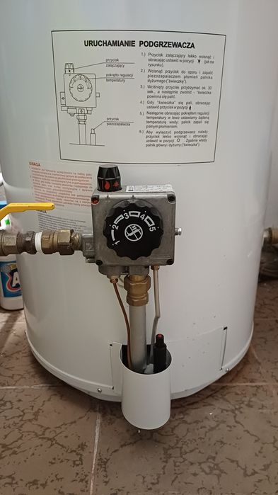 Gazowy podgrzewacz wody Termica P150SP 152 l, rok 2022, stan bardzo dobry