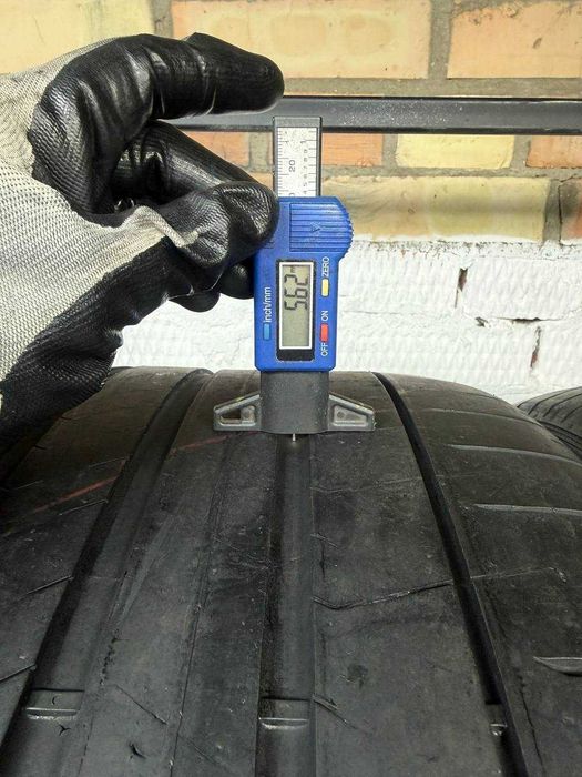 Літні шини б/у 315/35 R21 Pirelli P Zero (8356)