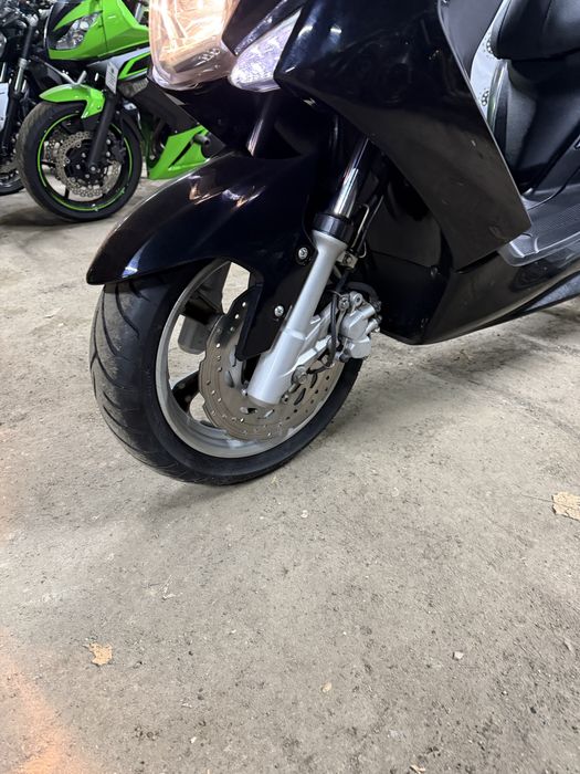 Японський максіскутер Yamaha magesty 155 кубів з Японії