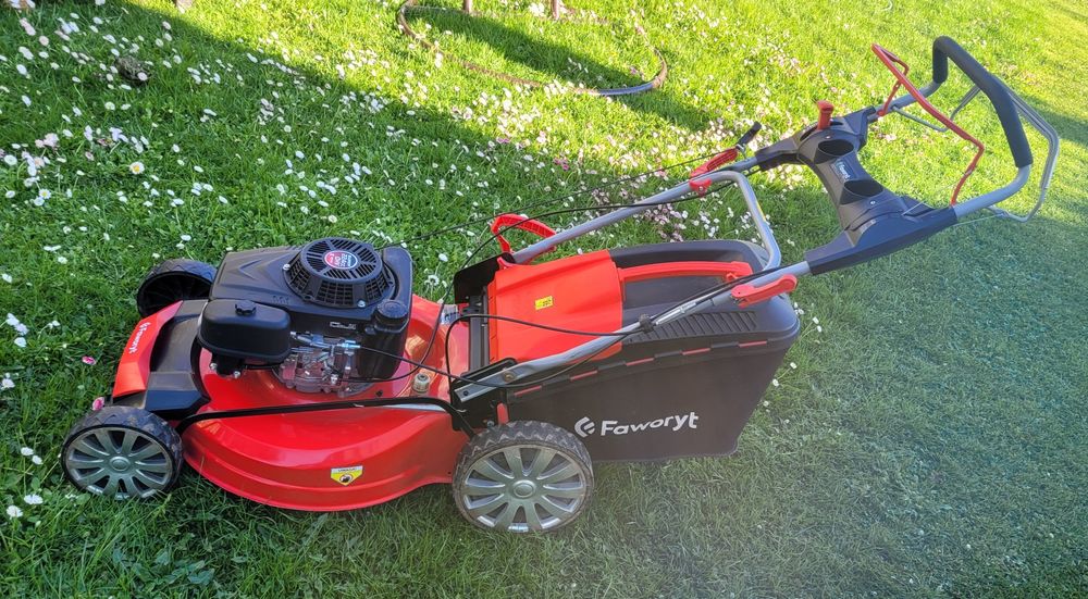 Kosiarka spalinowa z napędem FAWORYT 6 KM, 56cm szerokość koszenia