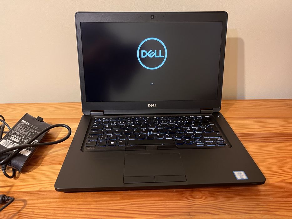 Dell Latitude 4gb ram ddr4 128gb ssd i5 fullHD