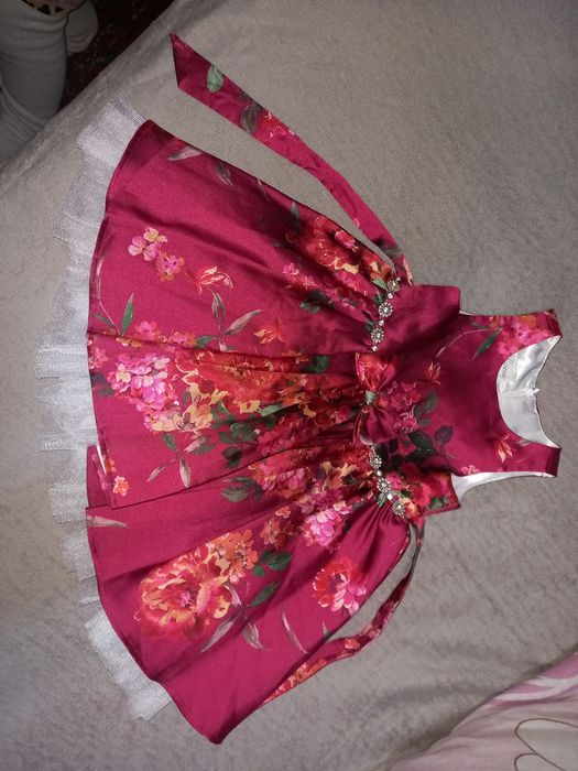 Платья для девочки 92-98 см