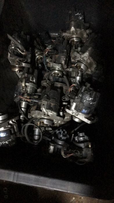 Трамблёр Тойота  Toyota  1.3  2E