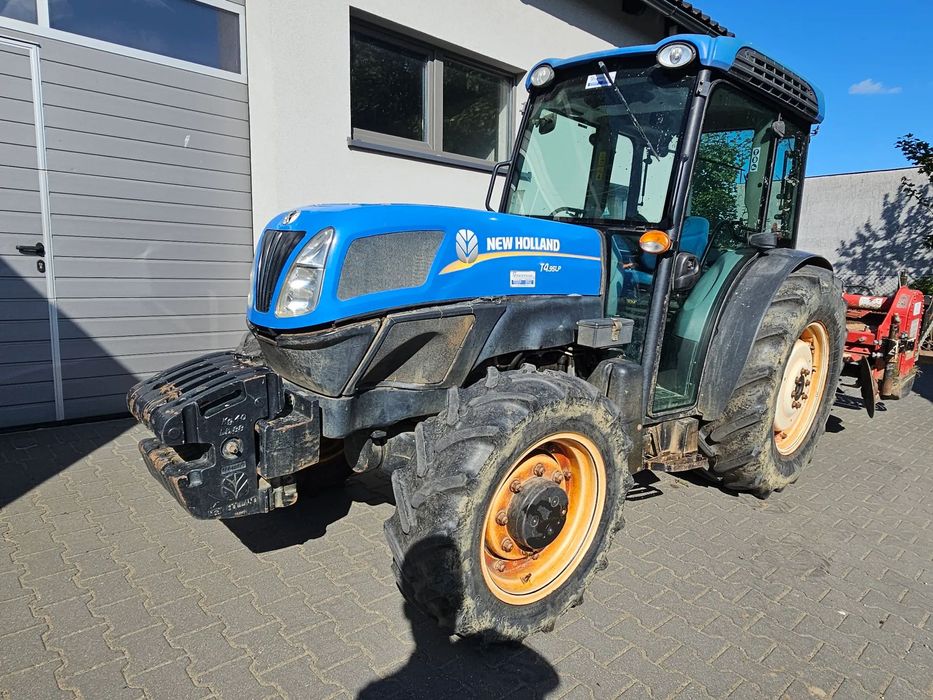 New Holland T4.LP ( w dokumentach) , model handlowy T4.95LP  BLACK New holland T4.95 ciągnik sadowniczy biegi pełzające