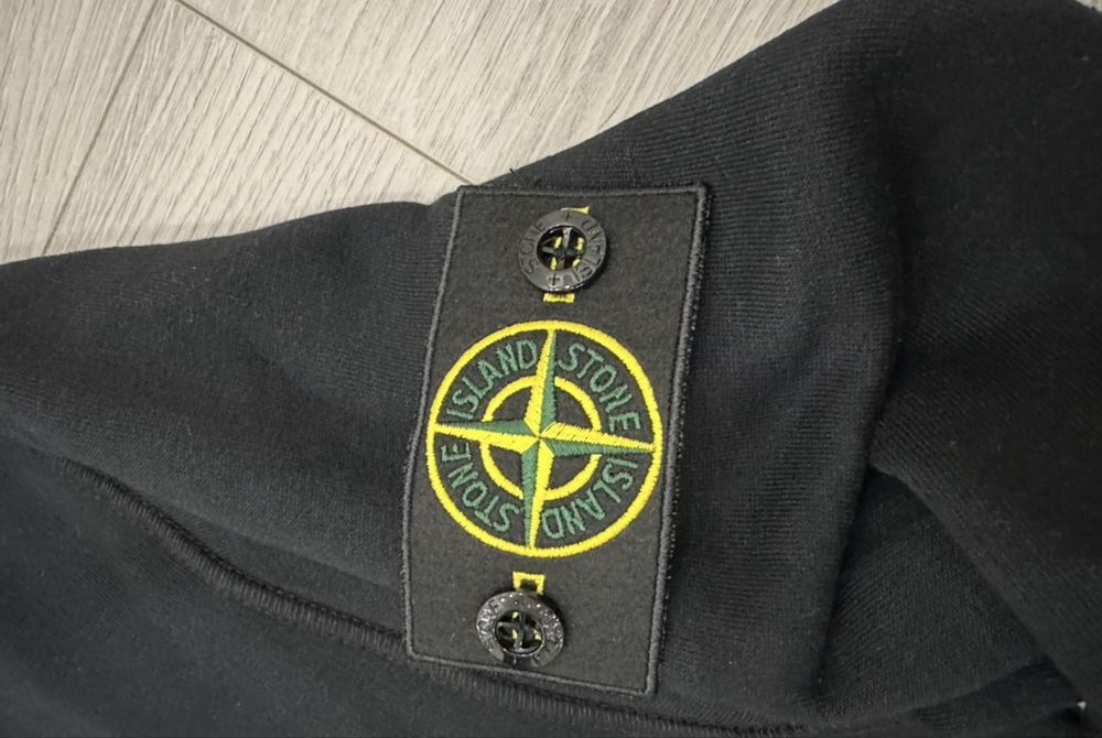 Sweat Stone Island
