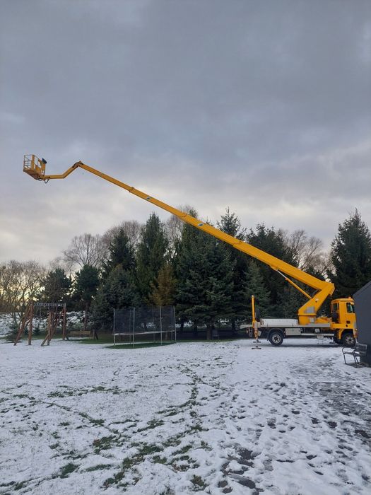 Podnośnik koszowy 20/30M Wrocław usługi 508.752.964  wynajem Oława