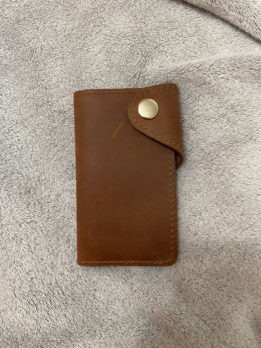 Шкіряна ключниця з відділами для карток, нова