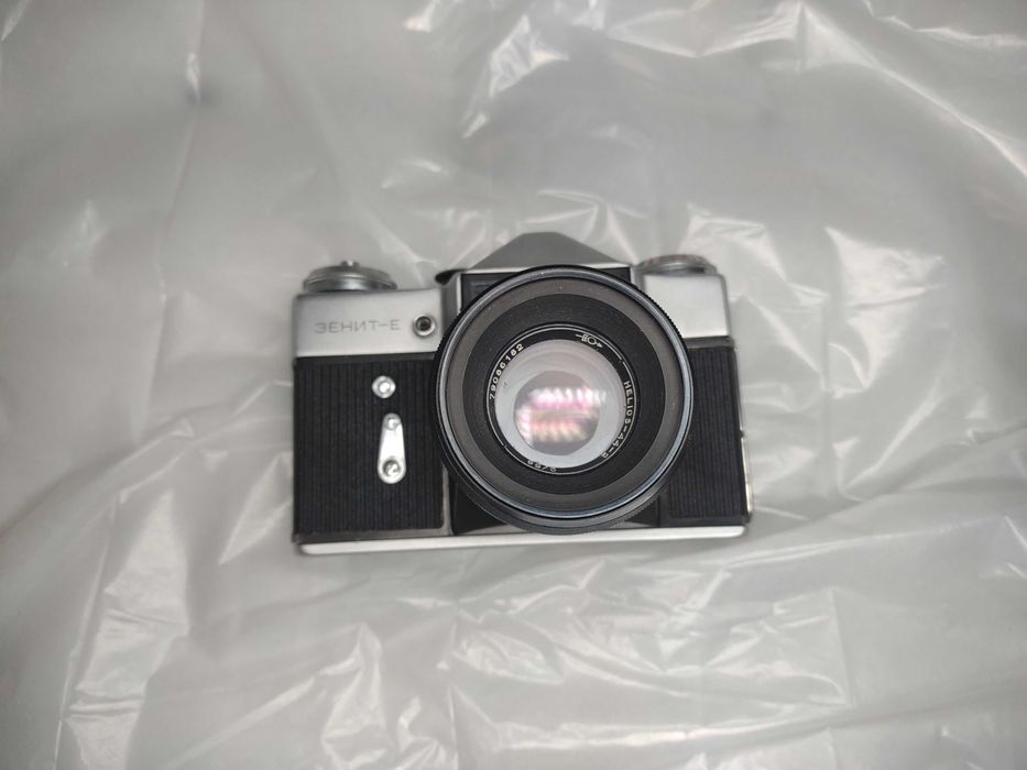 Zenit-e . Helios 44-2.