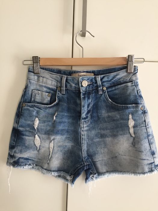 Conjunto Primavera - Top e Calção de Ganga Bershka